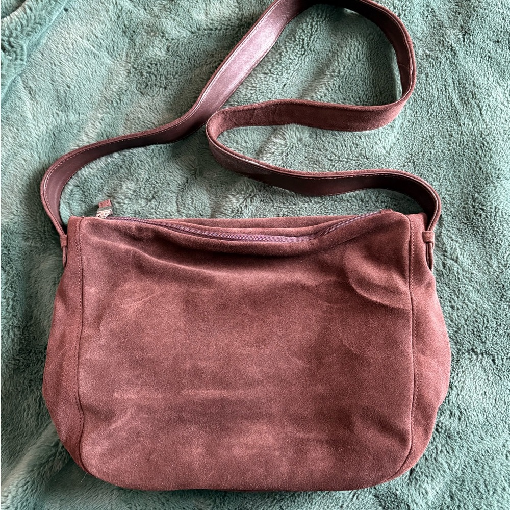 Elegant Italian Suede Shoulder Bag - Brown